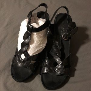 Genuine leather aerosoles wedge sandals